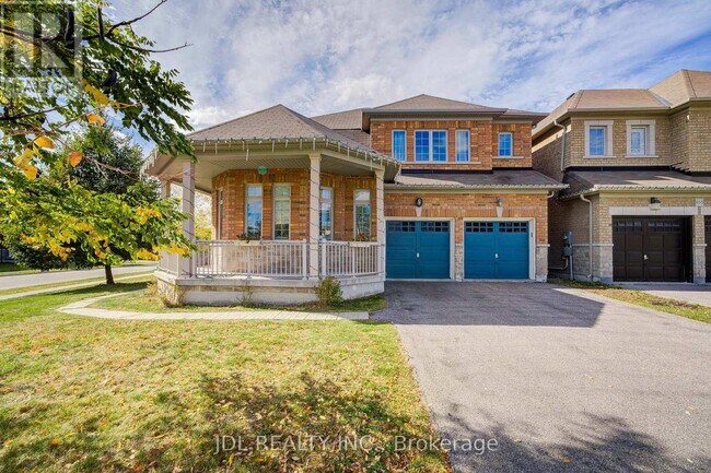 Photo - 1139 Cenotaph Blvd