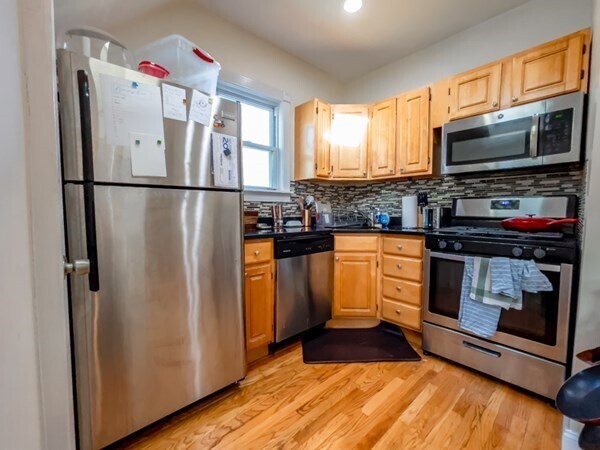 Photo - 153 Amory St Unit 3