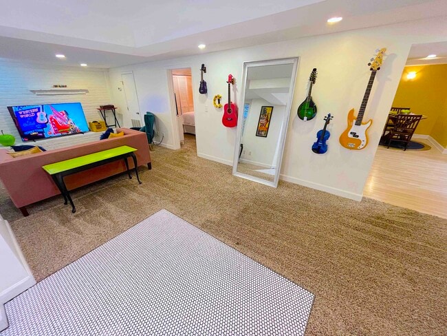 567 Whispering Hills Dr Unidad B