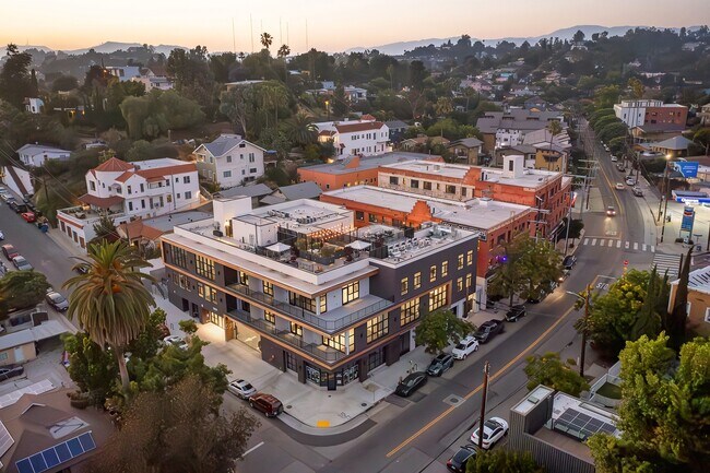 Photo - Edendale Crossing Apartments