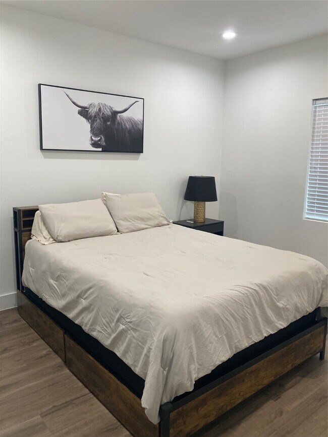 Photo - 1818 Mills St Rental