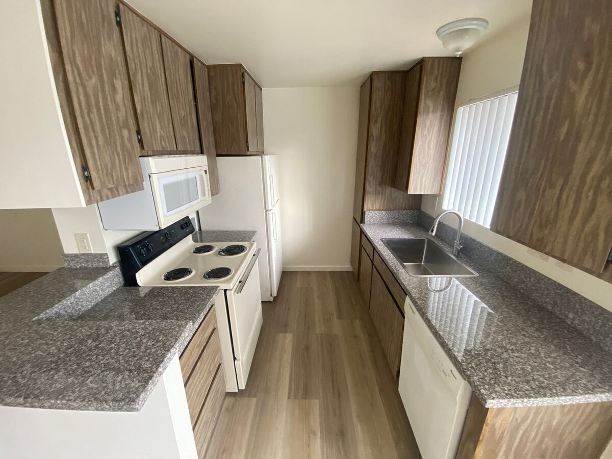 Photo - The Pines Apartments