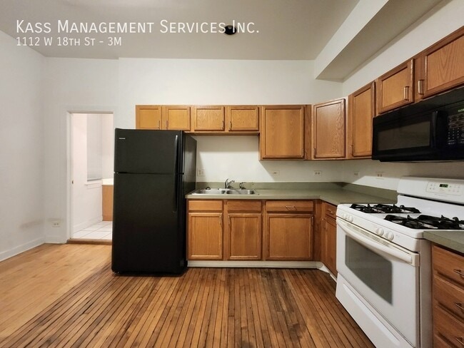 Photo - 1112 W 18th St Unit 3M