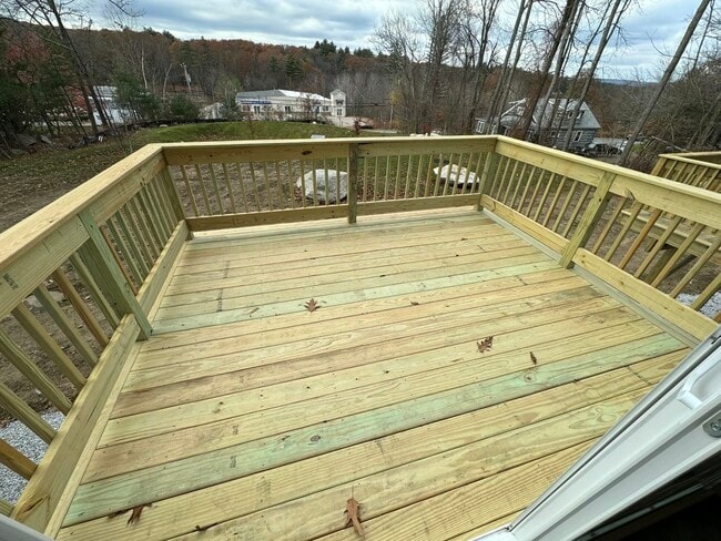 Photo - 108 Mammoth Rd