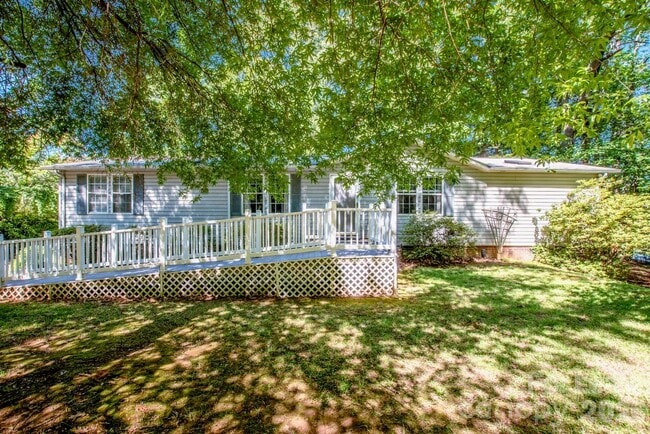 Photo - 447 Kemp Rd