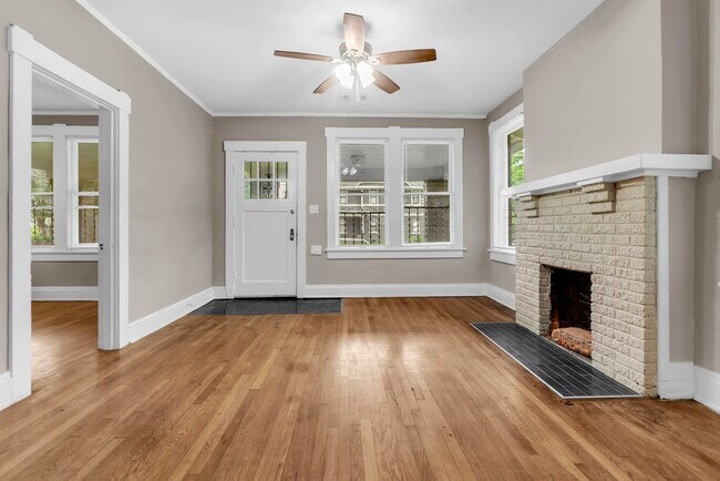 Photo - 342 N Claybrook St