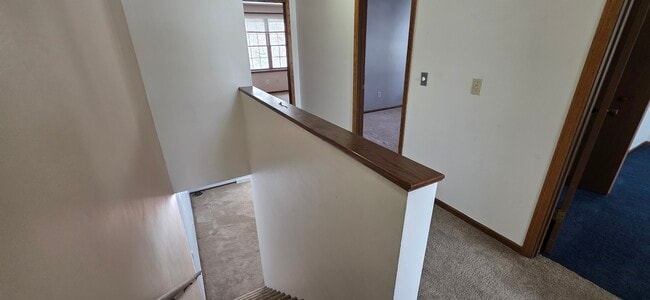 Photo - 5635 London Dr Unidad B