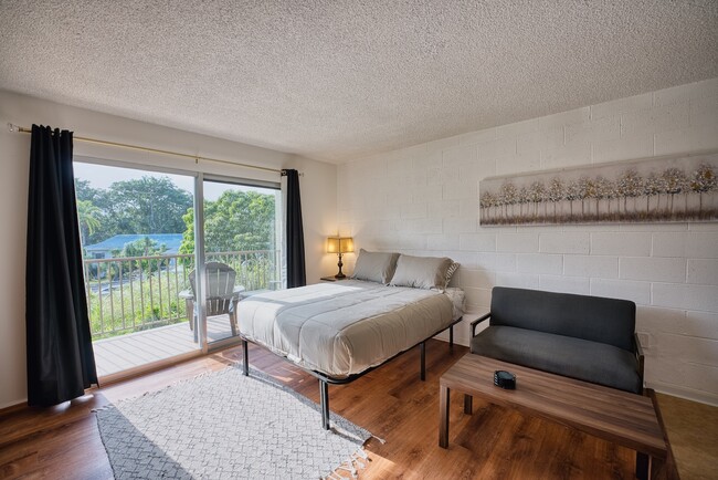 Photo - 355 Kalanianaole St