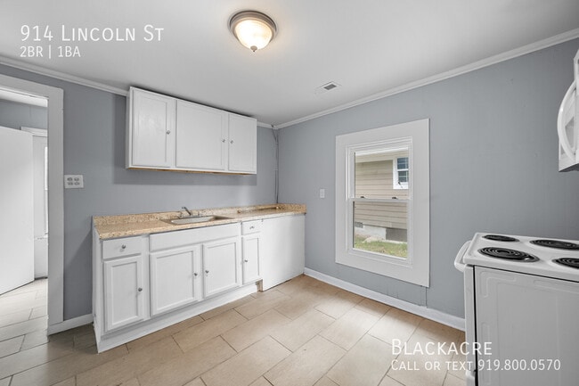 Photo - 914 Lincoln St