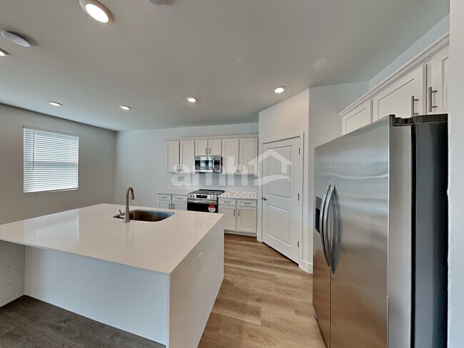 Photo - 9652 Harkes Dr