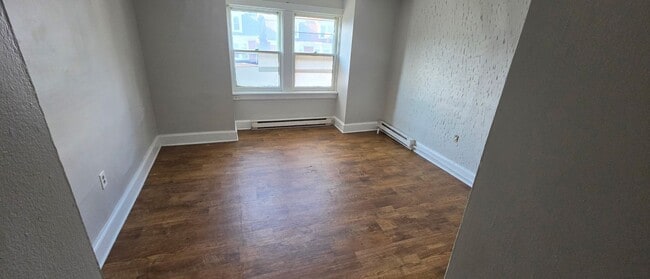 Photo - 1619 Berryhill St Unit Apt 3