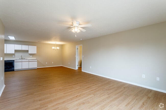 3BR, 2BA - 3E