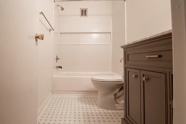 Photo - 3600 Hillsboro Pike Unit C-7