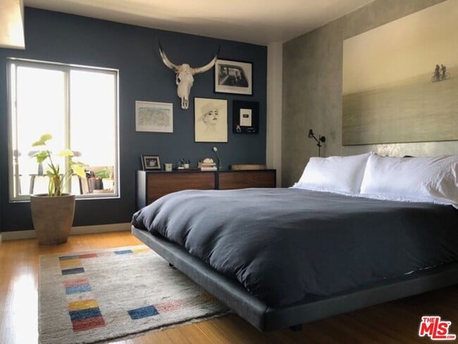 Photo - 1131 Alta Loma Rd Unidad 407