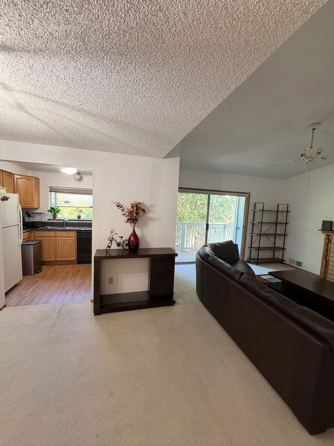 Photo - 10837 SE 172nd St Unit Kelsey Court 8D