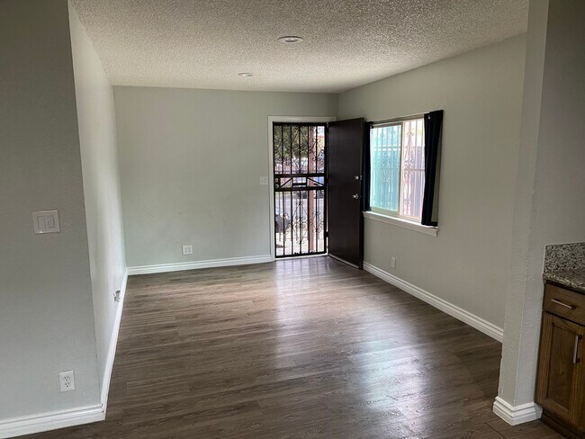 11150 S Figueroa St Unit 2