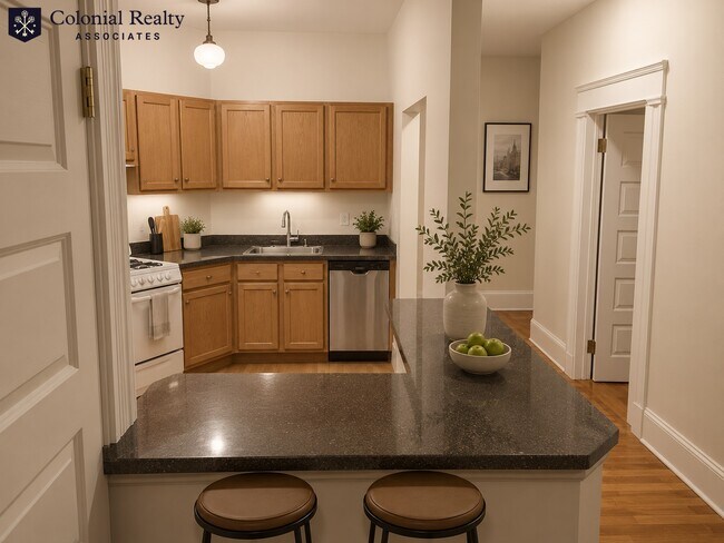 1587 Beacon St Unit 4