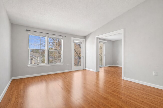 Photo - 5 Thoreau Ct Unit 21