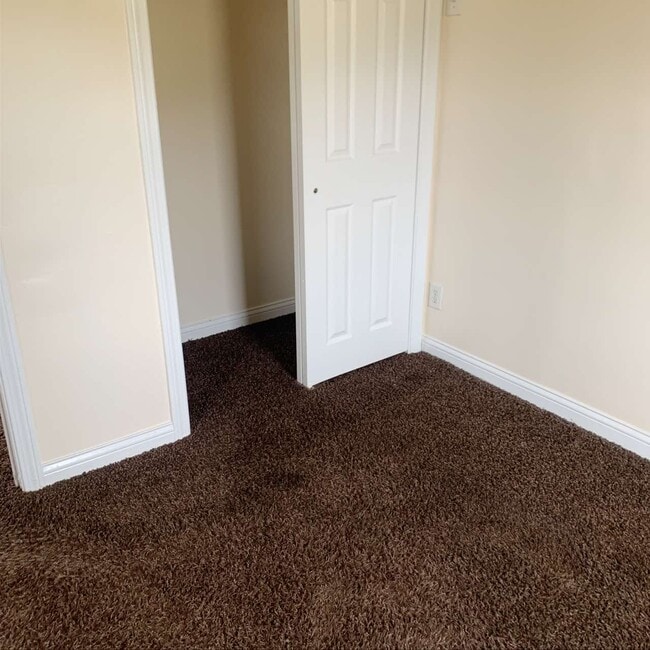 Photo - 219 Lansdown Ave
