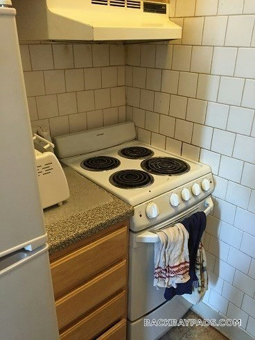 471 Commonwealth Ave Unit 2F