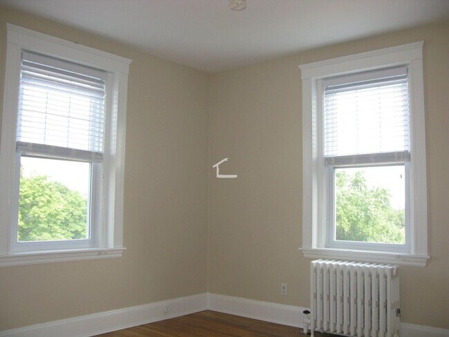 2039 Commonwealth Ave