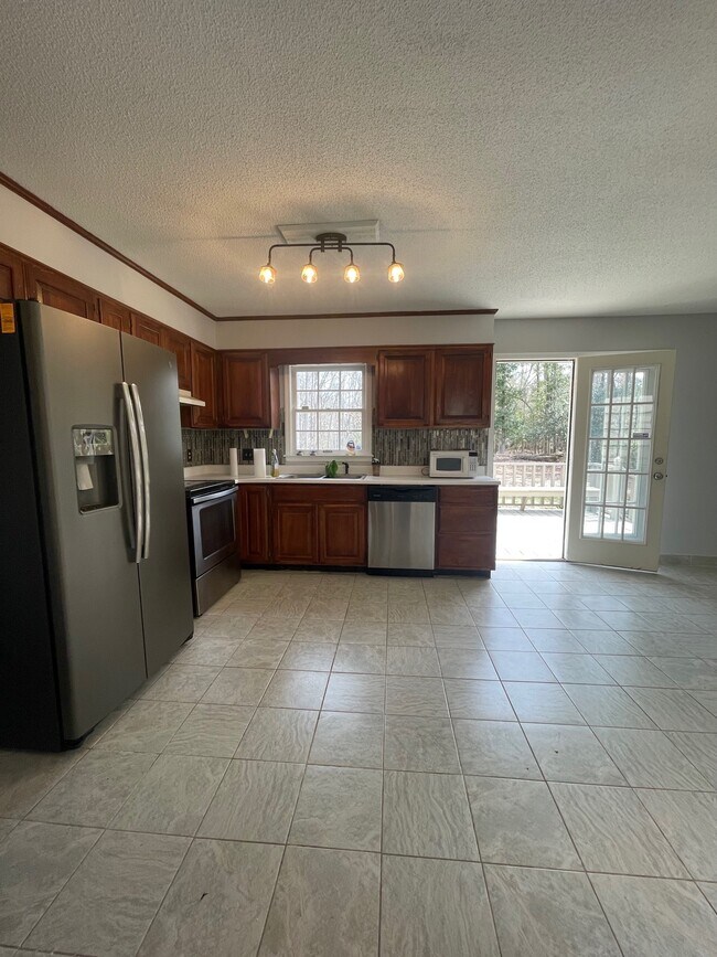 Photo - 18 Ramble Rd