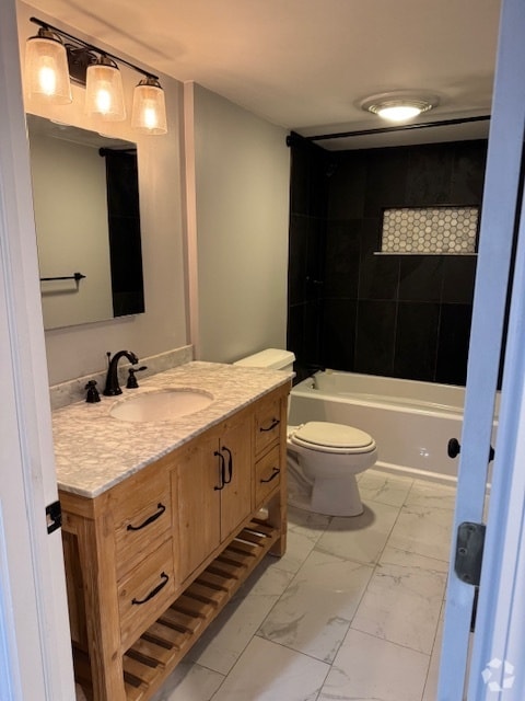 Building Photo - 47 Roosevelt Ave Unit Bantam 47A Rental