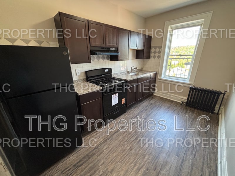 Photo - 671 Lincoln Ave Unit Apt. 405