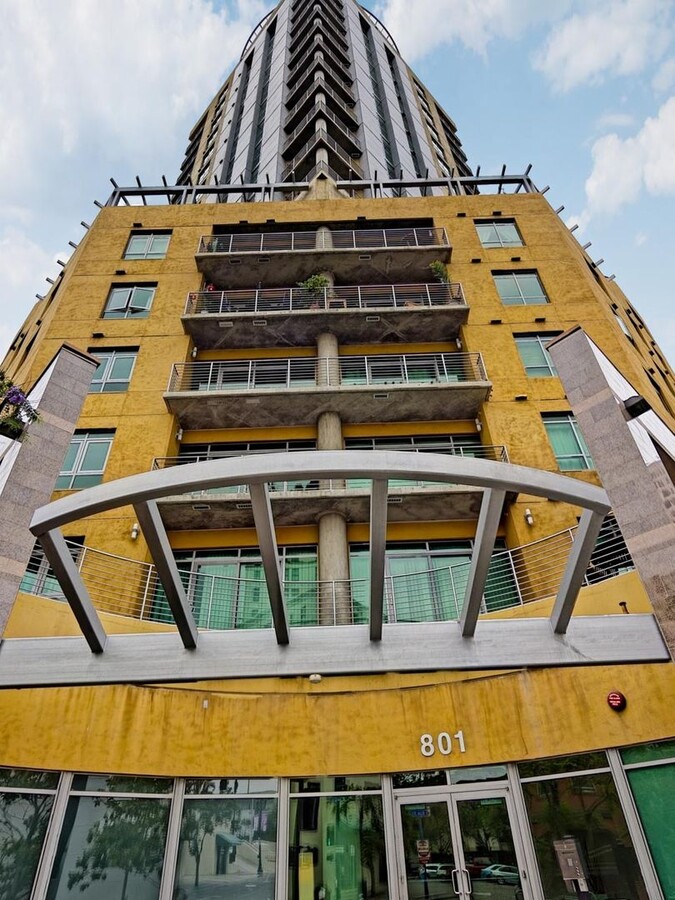 Large Two bedroom Condo with amazing views... - Large Two bedroom Condo with amazing views...