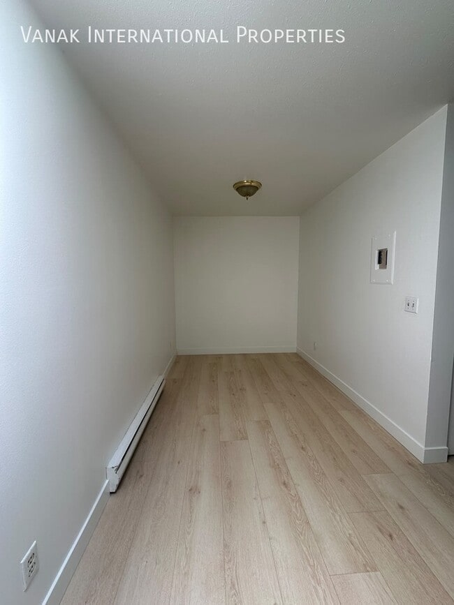 Fully Renovated 2-Bedroom Suite in Central Chilliwack