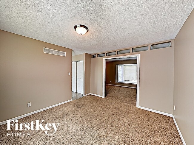 Photo - 6832 Chilham Dr