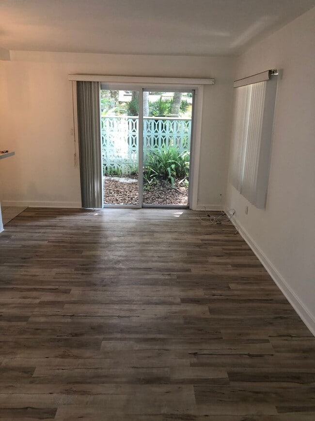 Photo - Great Home in Palm View