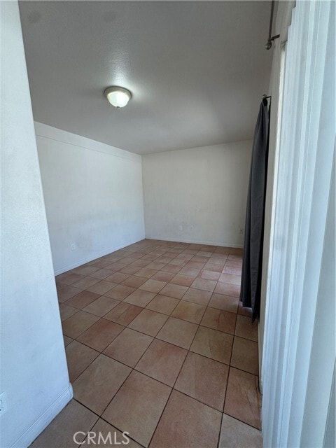 Photo - 758 W Longden Ave