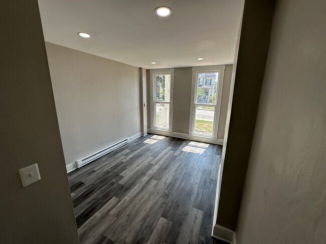 Photo - 3010 White Ave