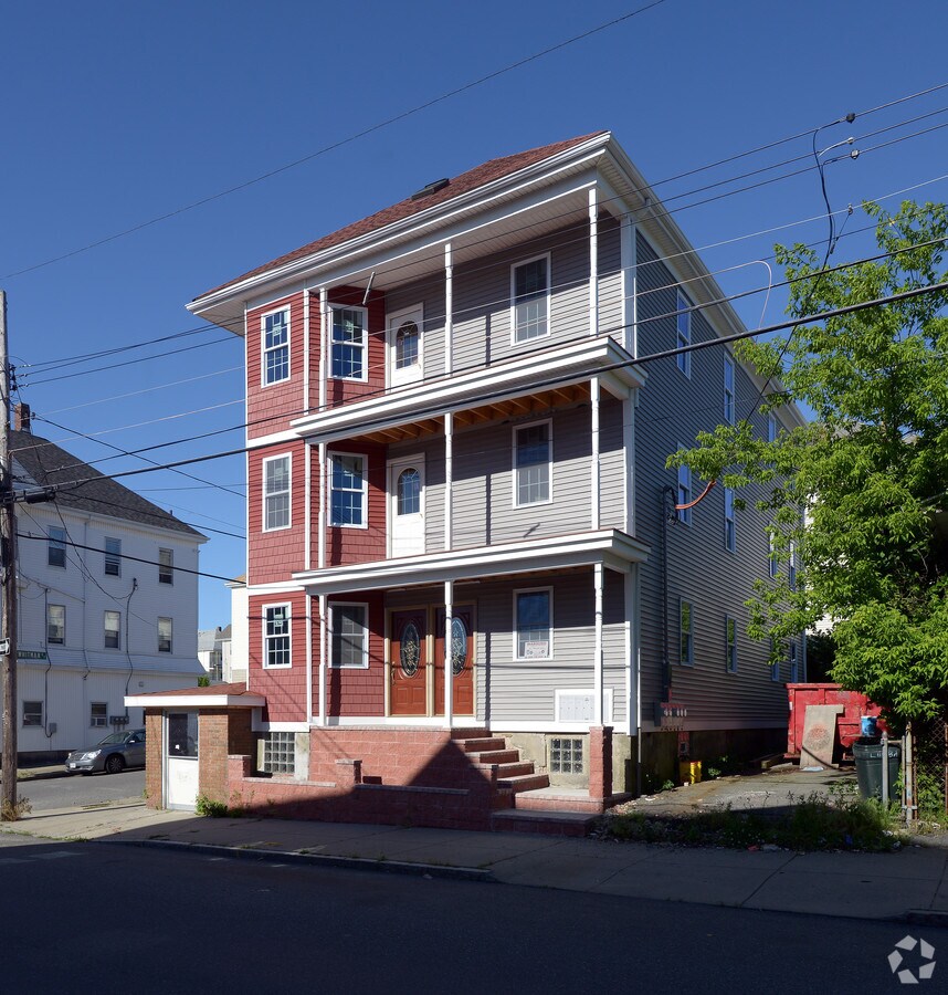 Photo - 539-541 N Front St