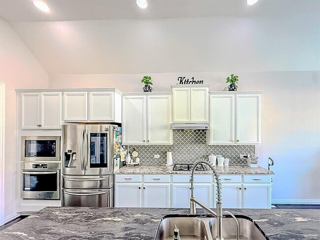 Photo - 4301 Logan Ridge Dr