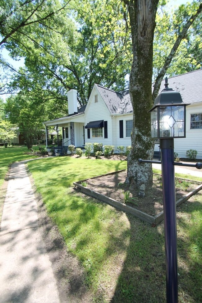 Photo - Exclusively Offered By Muse Realty Rentals, LLC