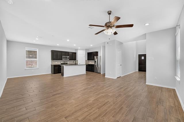 Photo - 3304 Shortgrass Ln