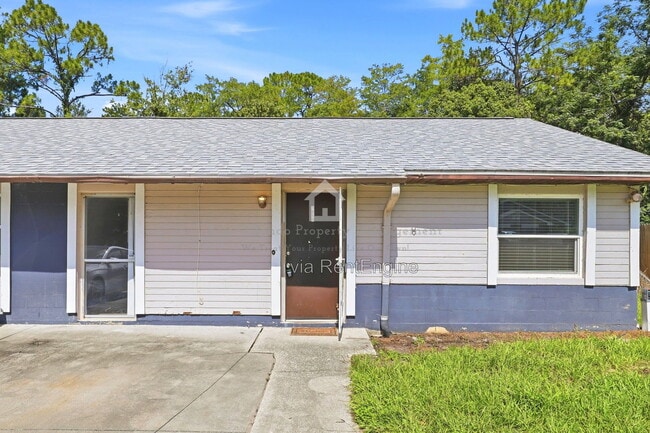 Photo - 1950 Bonneville Dr
