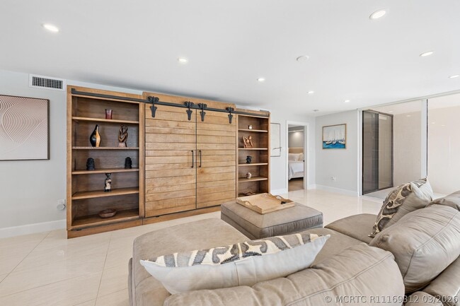 5380 N Ocean Dr Unit 12a