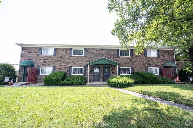 Building Photo - "Charming 2-Bed Townhouse Retreat on Progr... Unit T28