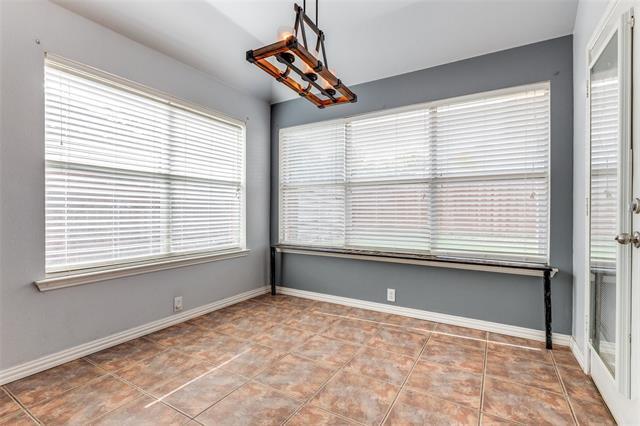 Photo - 1004 Broken Spoke Dr