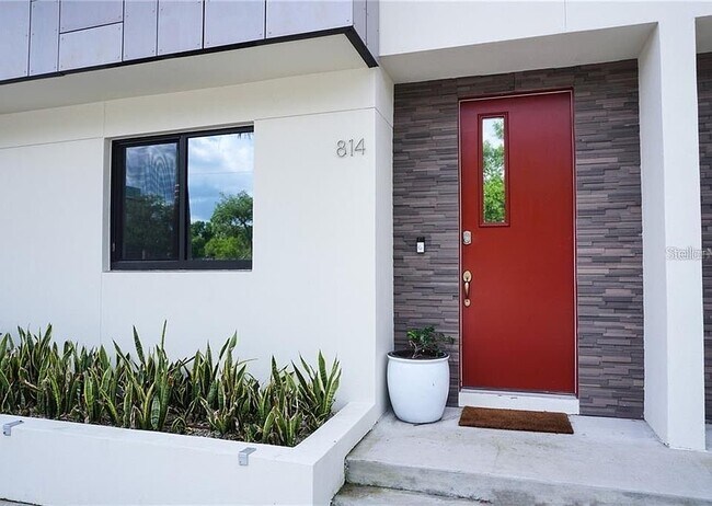 Photo - 814 2nd Ave N