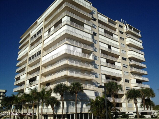 Building Photo - 877 N Hwy A1A Unit 703 Rental