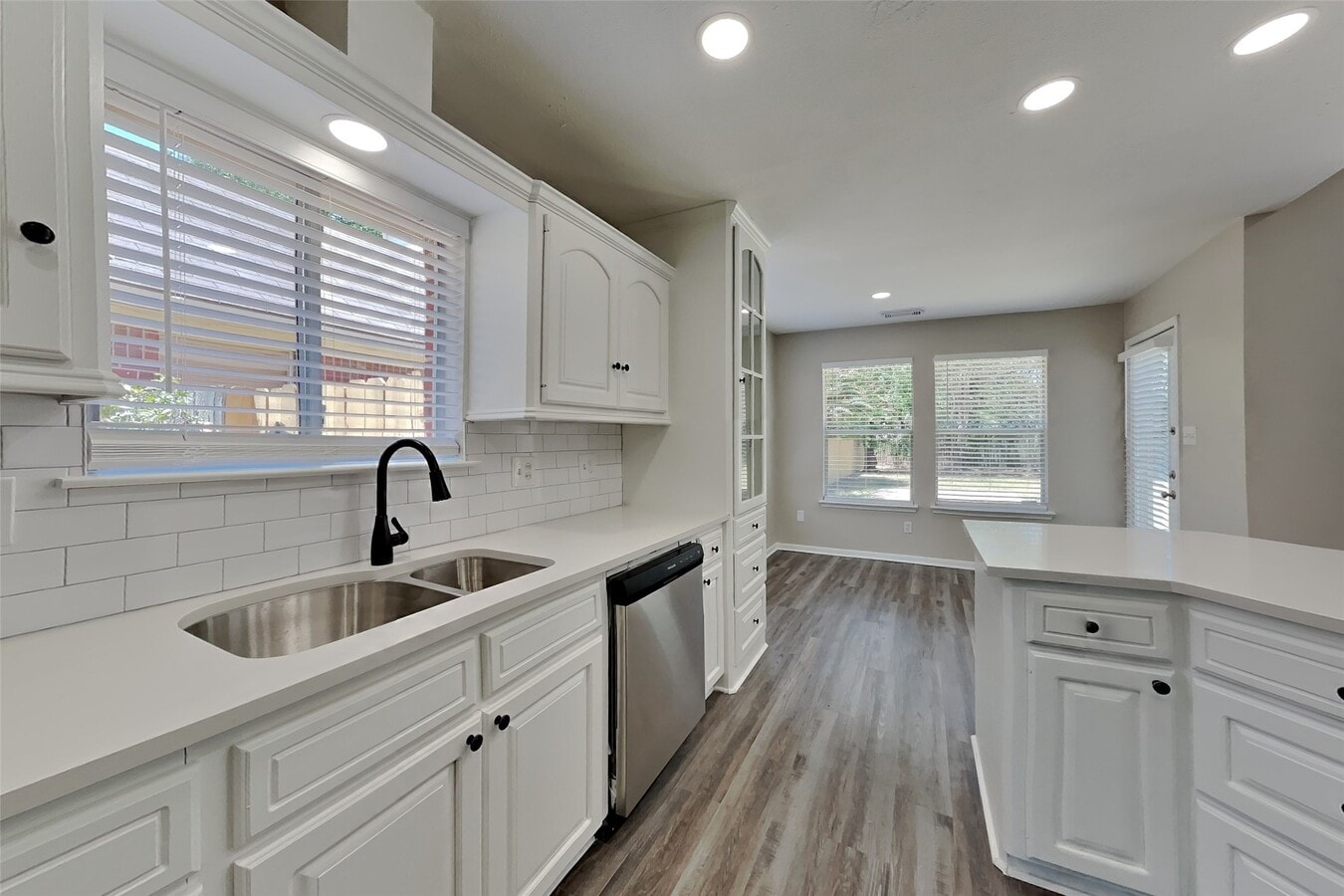 Photo - 1407 Buchans Dr