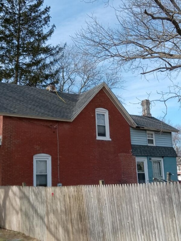 Photo - 221 S 4th St