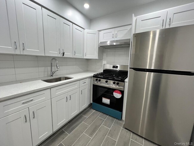 Photo - 48-32 59th St Unit Apt 1