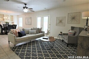 Photo - 610 Creek Dr