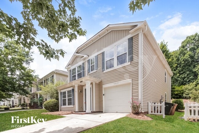 Photo - 2013 Dunsmore Ln