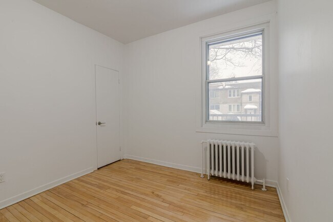 Photo - 3495 Av. Van Horne Unité 201